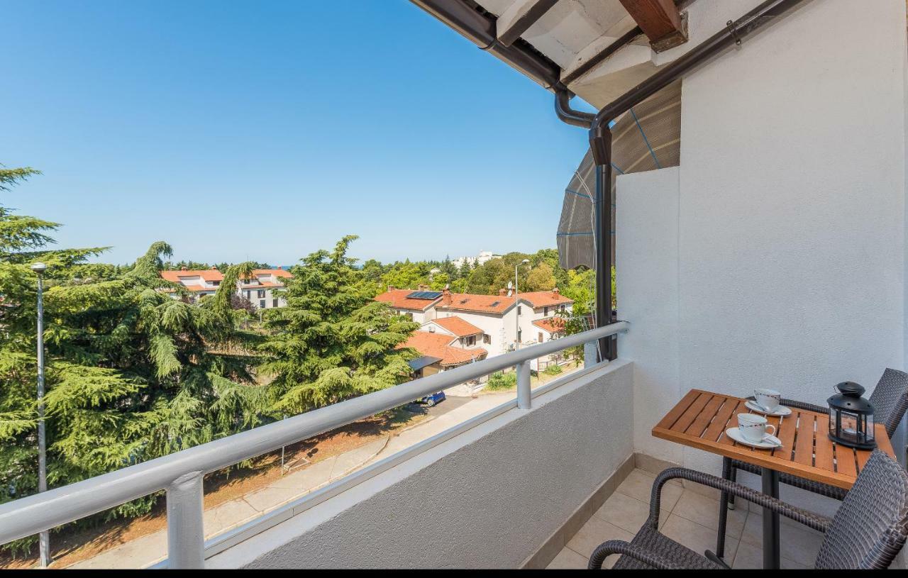 Apartment Maria Πόρετς Εξωτερικό φωτογραφία